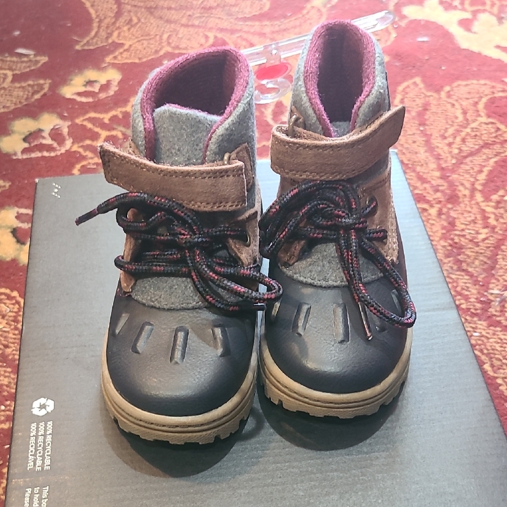 Carter's Kids Brown and Gray Winter Boots